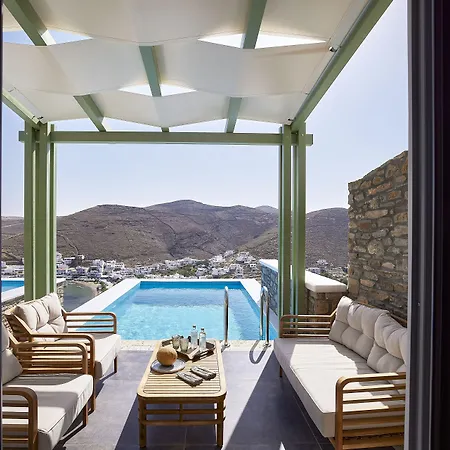 Apart-hotel Emgard 4*