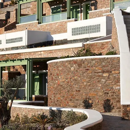 Emgard Lägenhetshotell Kithnos