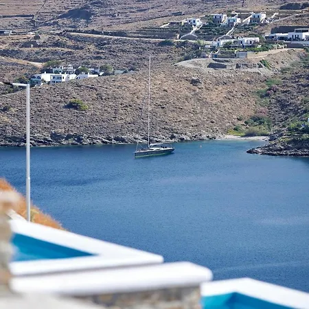 Emgard Aparthotel Kythnos