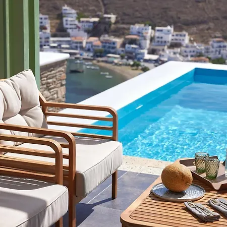 Emgard Lägenhetshotell