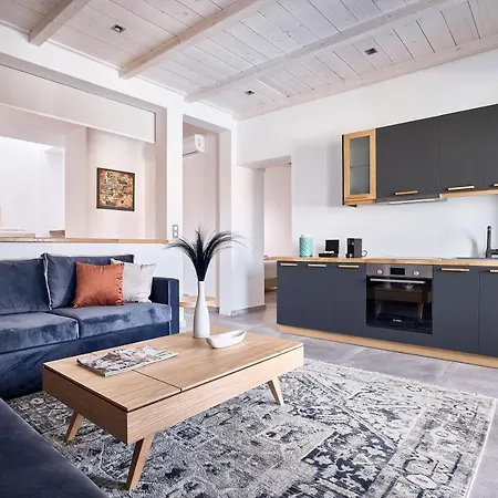 Emgard Aparthotel 2*