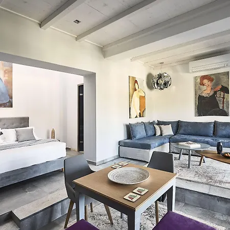 Emgard Lägenhetshotell 4*