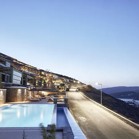 Appart hôtel Emgard 4*