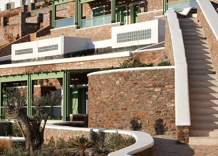 Emgard מלון דירות קיתנוס