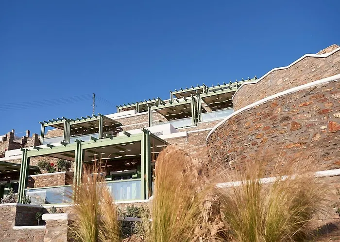 Emgard מלון דירות קיתנוס