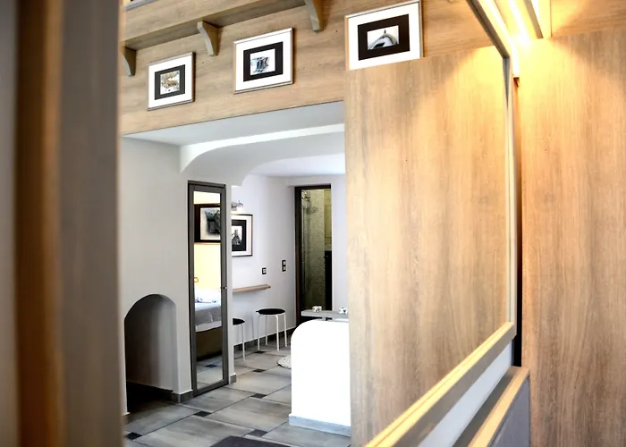 מלון דירות Emgard