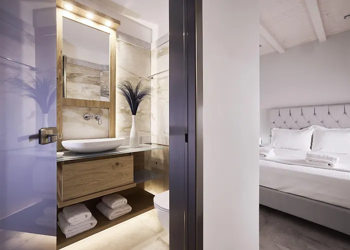 מלון דירות Emgard